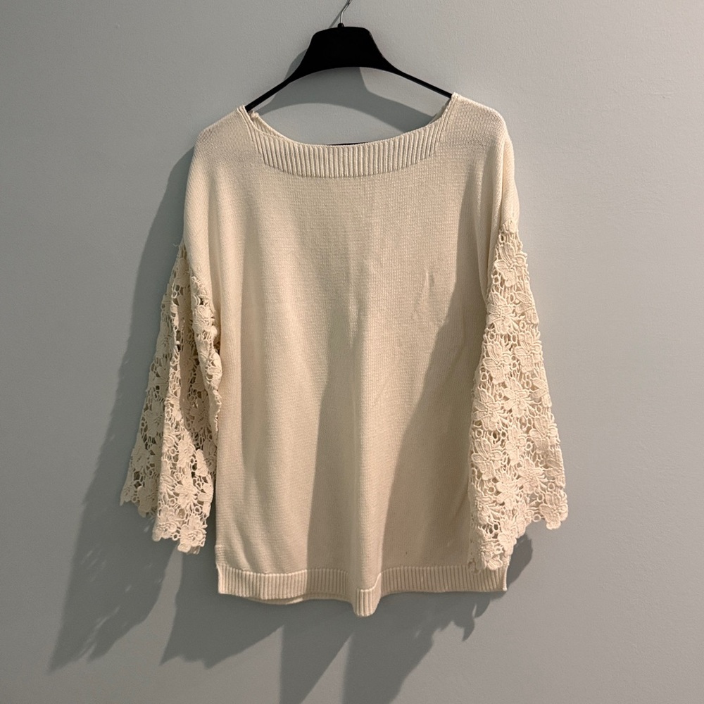 White Sweater with eyelit Sleeves